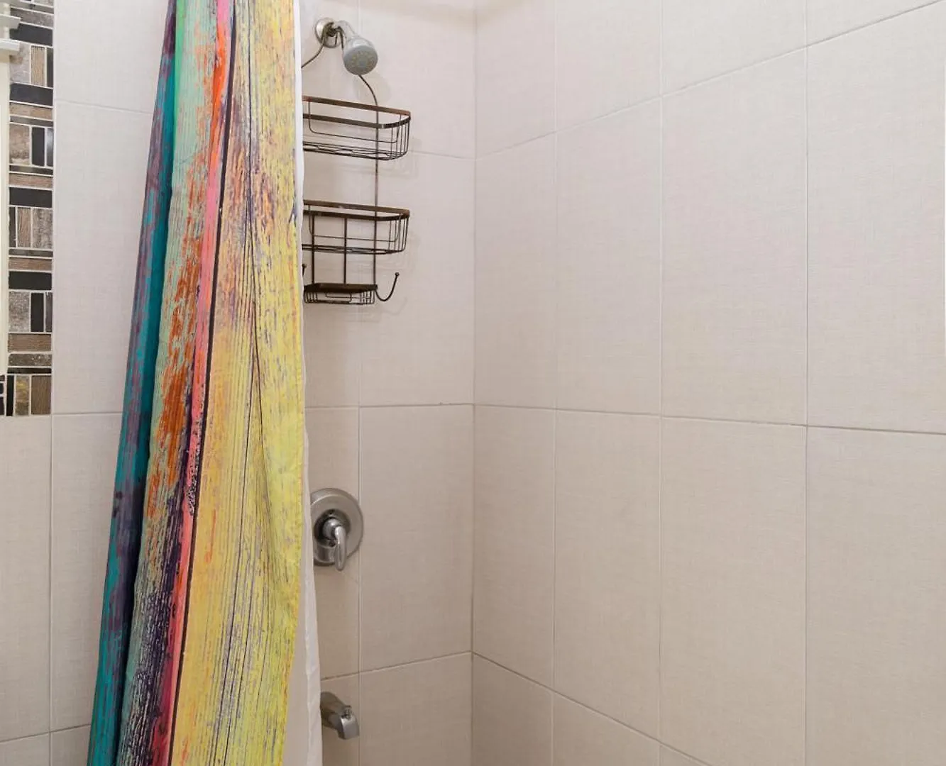 Apartment Chic Haven Studio In Kingston